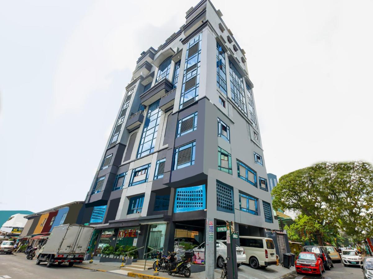 Vaccinated Staff - Oyo 837 Kysabel Hotel Paco ภายนอก รูปภาพ