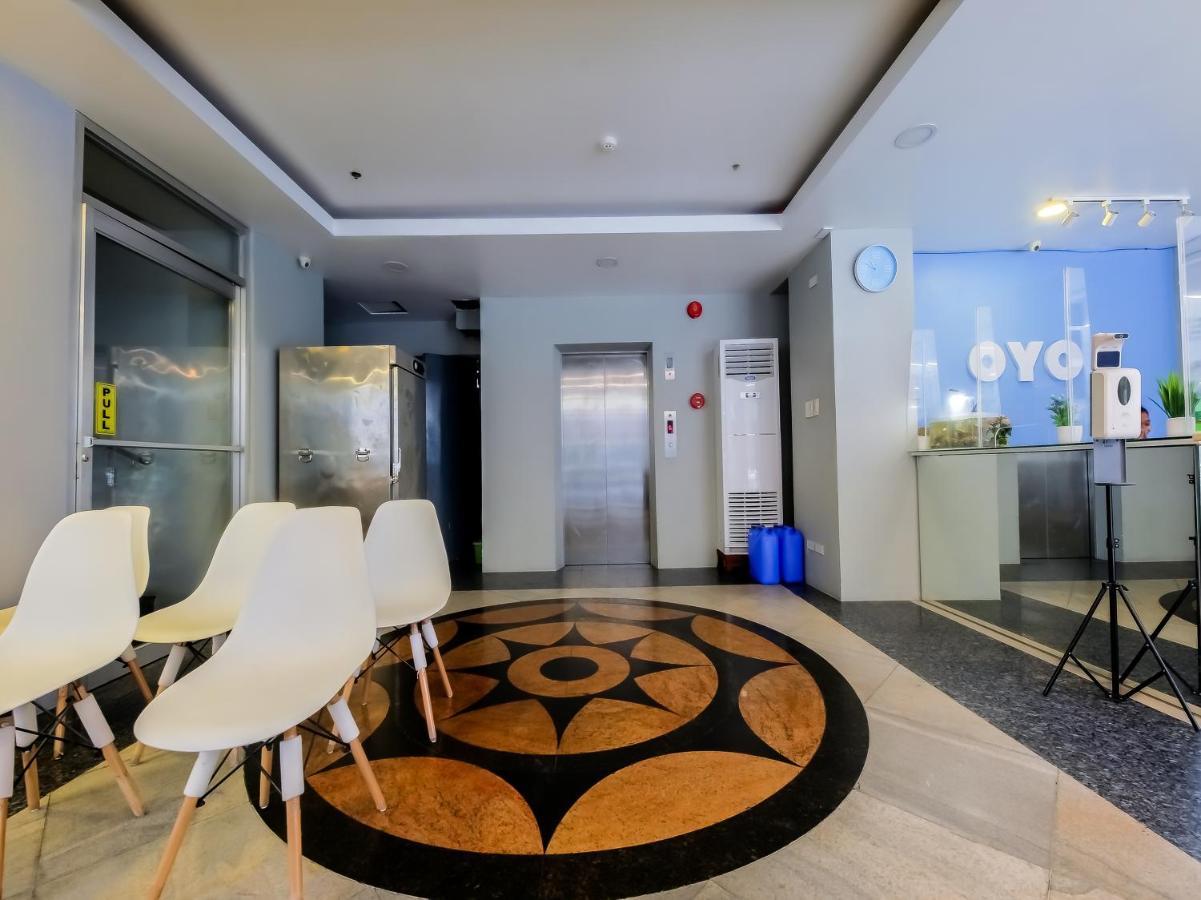 Vaccinated Staff - Oyo 837 Kysabel Hotel Paco ภายนอก รูปภาพ
