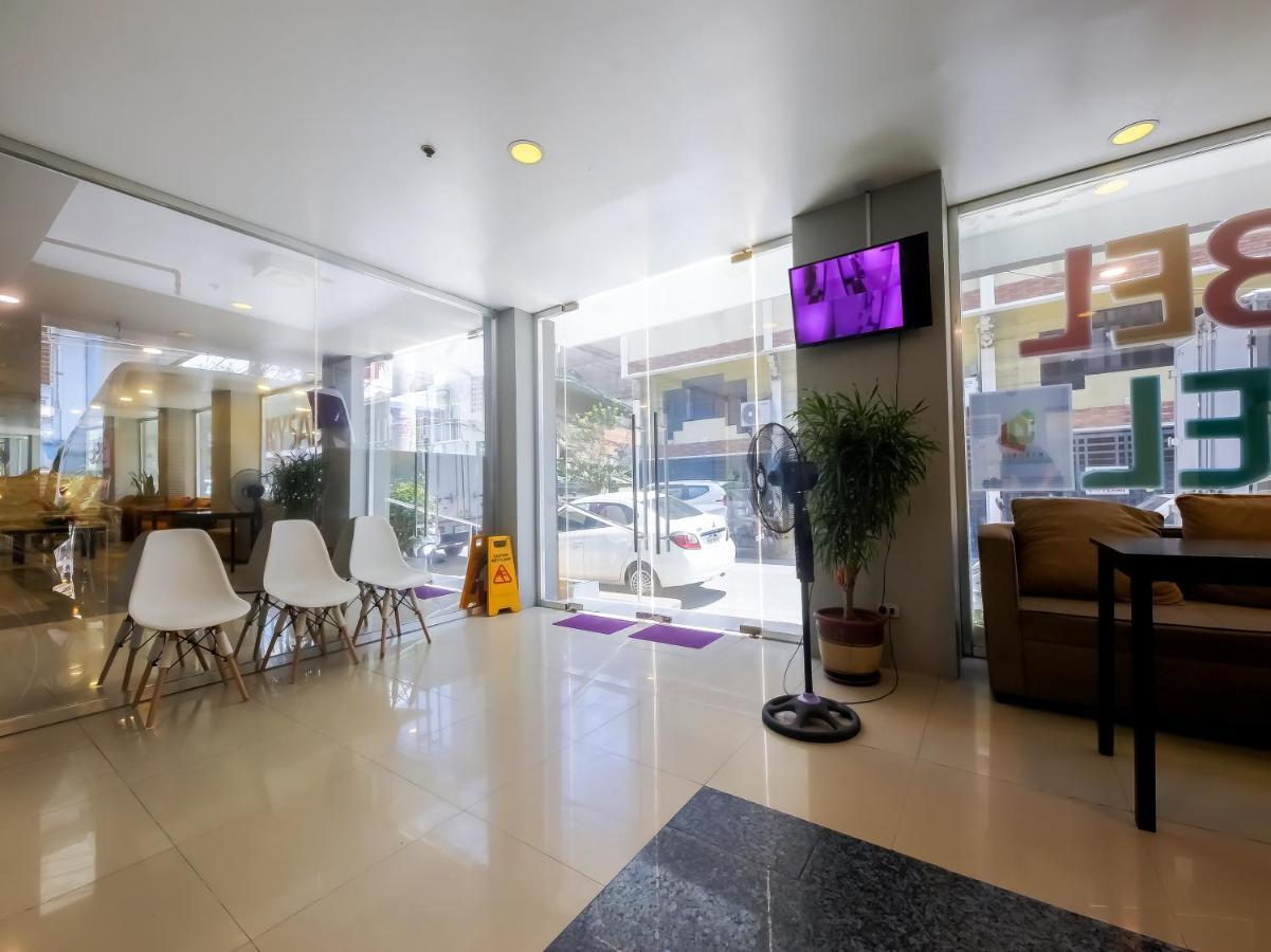 Vaccinated Staff - Oyo 837 Kysabel Hotel Paco ภายนอก รูปภาพ