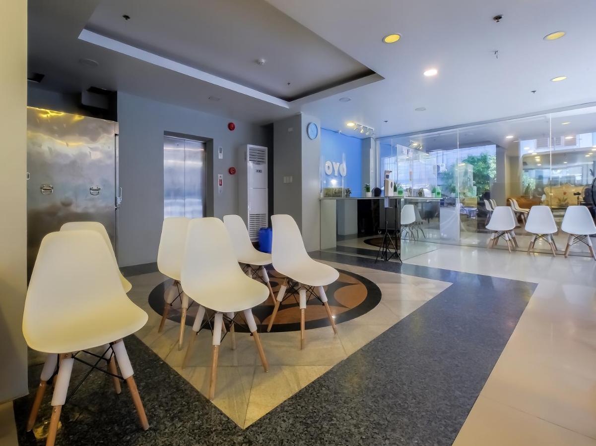 Vaccinated Staff - Oyo 837 Kysabel Hotel Paco ภายนอก รูปภาพ